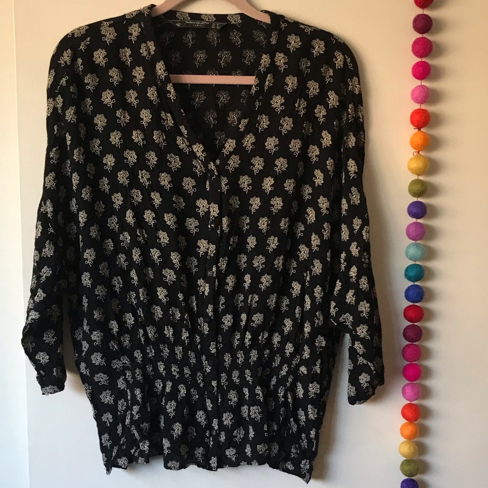 Zara trafaluc Collection black floral airy blouse